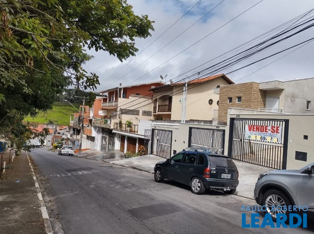 Casas, sítios e áreas à venda Nakamura Park, Cotia - SP