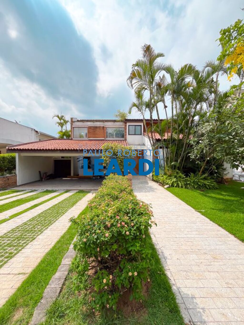 Casa de Condomínio