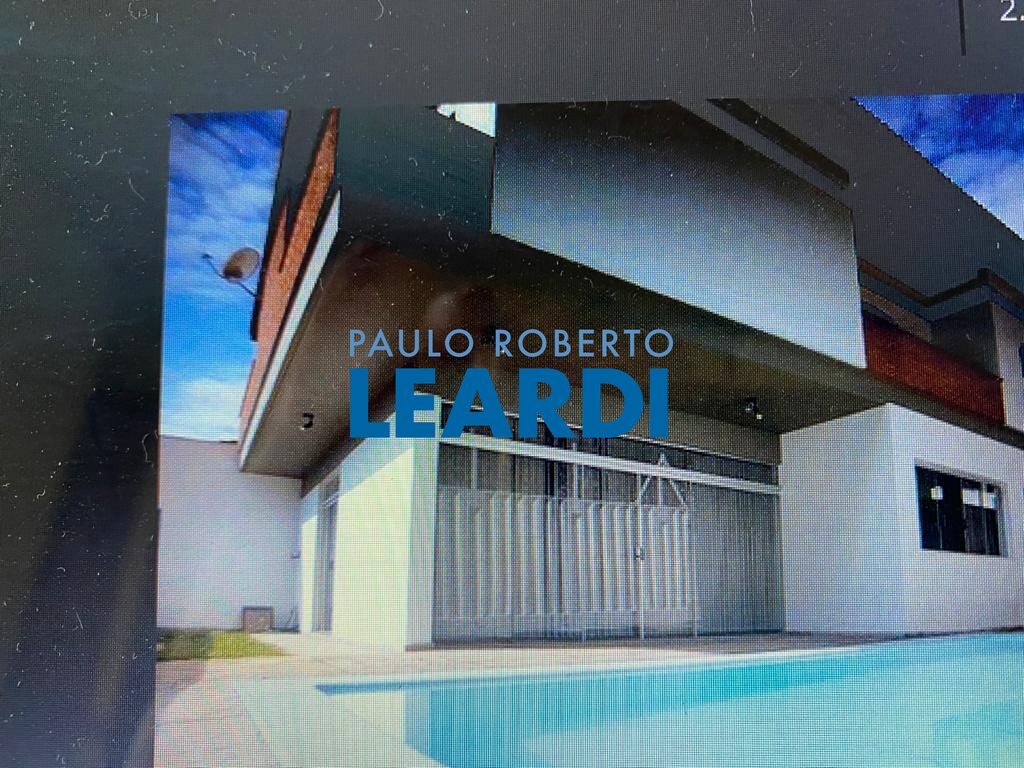 Casa de Condomínio