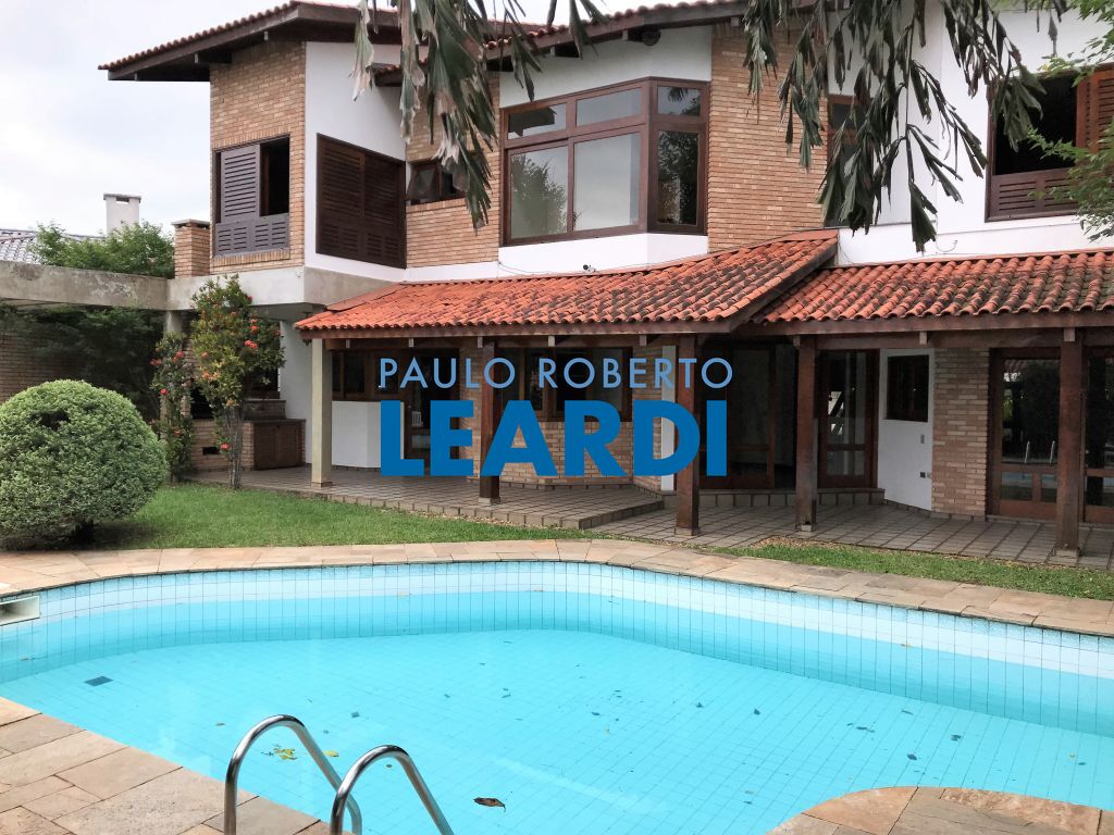 Casa de Condomínio