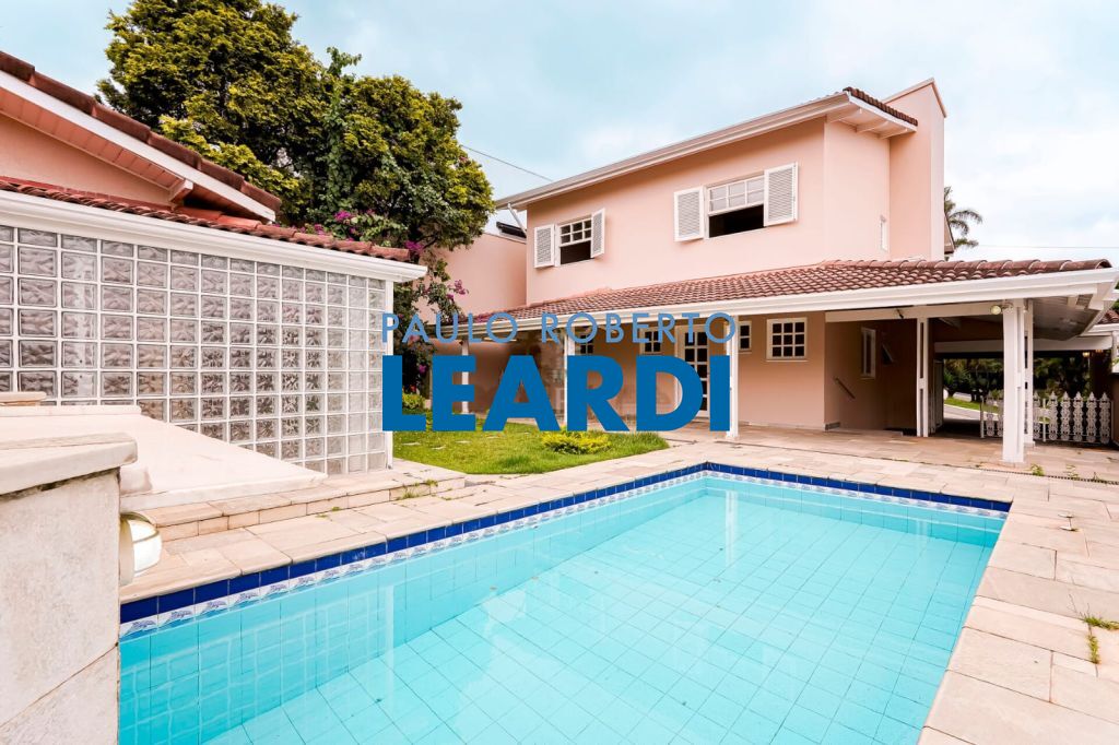 Casa de Condomínio
