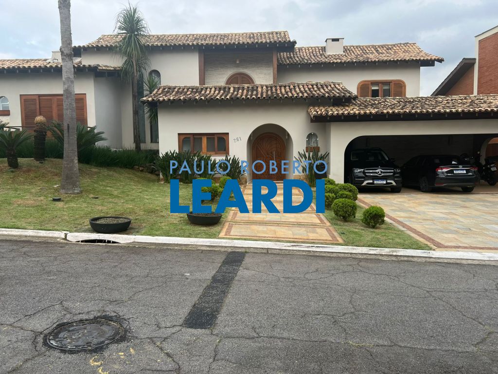 Casa de Condomínio