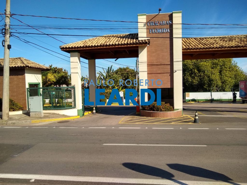 Casa de Condomínio