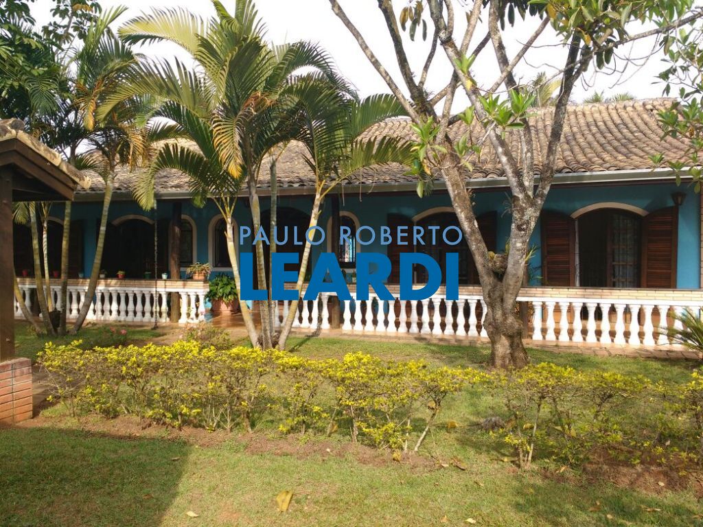 Casa de Condomínio
