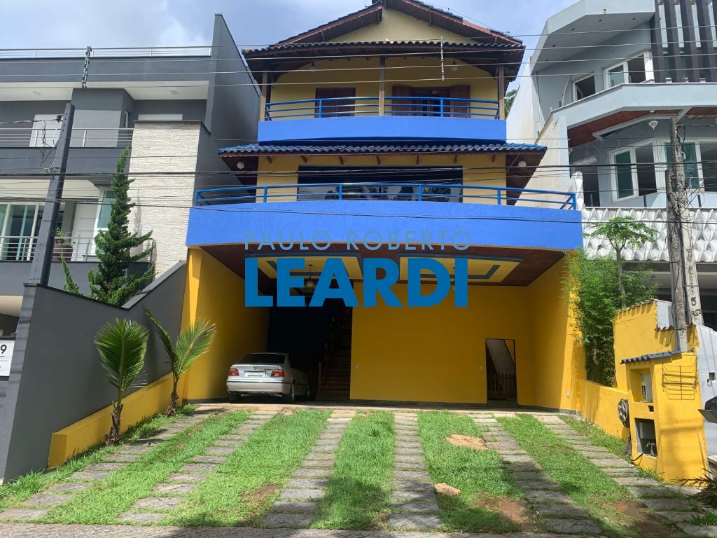 Casa de Condomínio