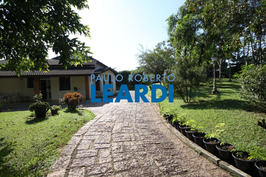 Casa de Condomínio