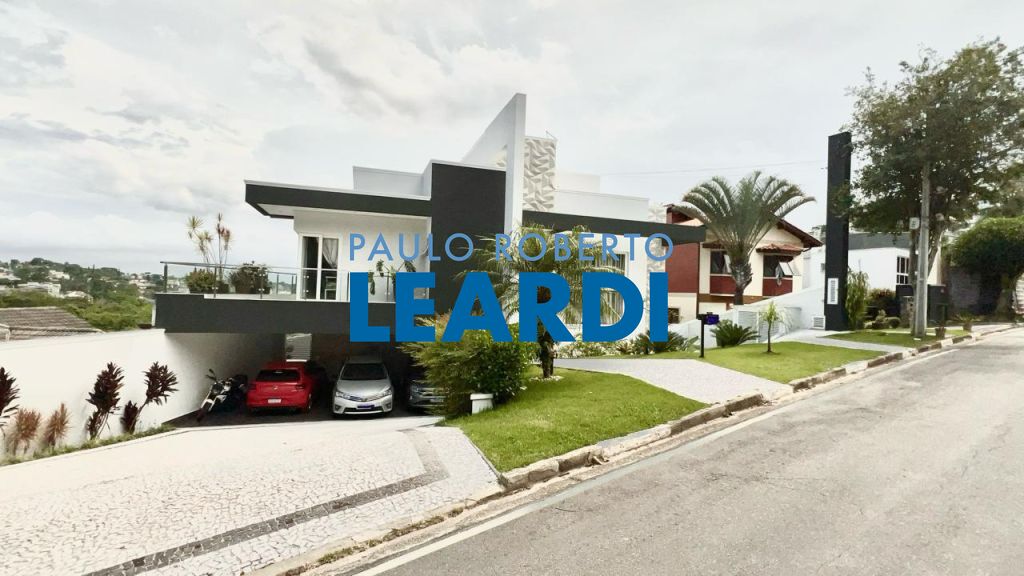 Casa de Condomínio