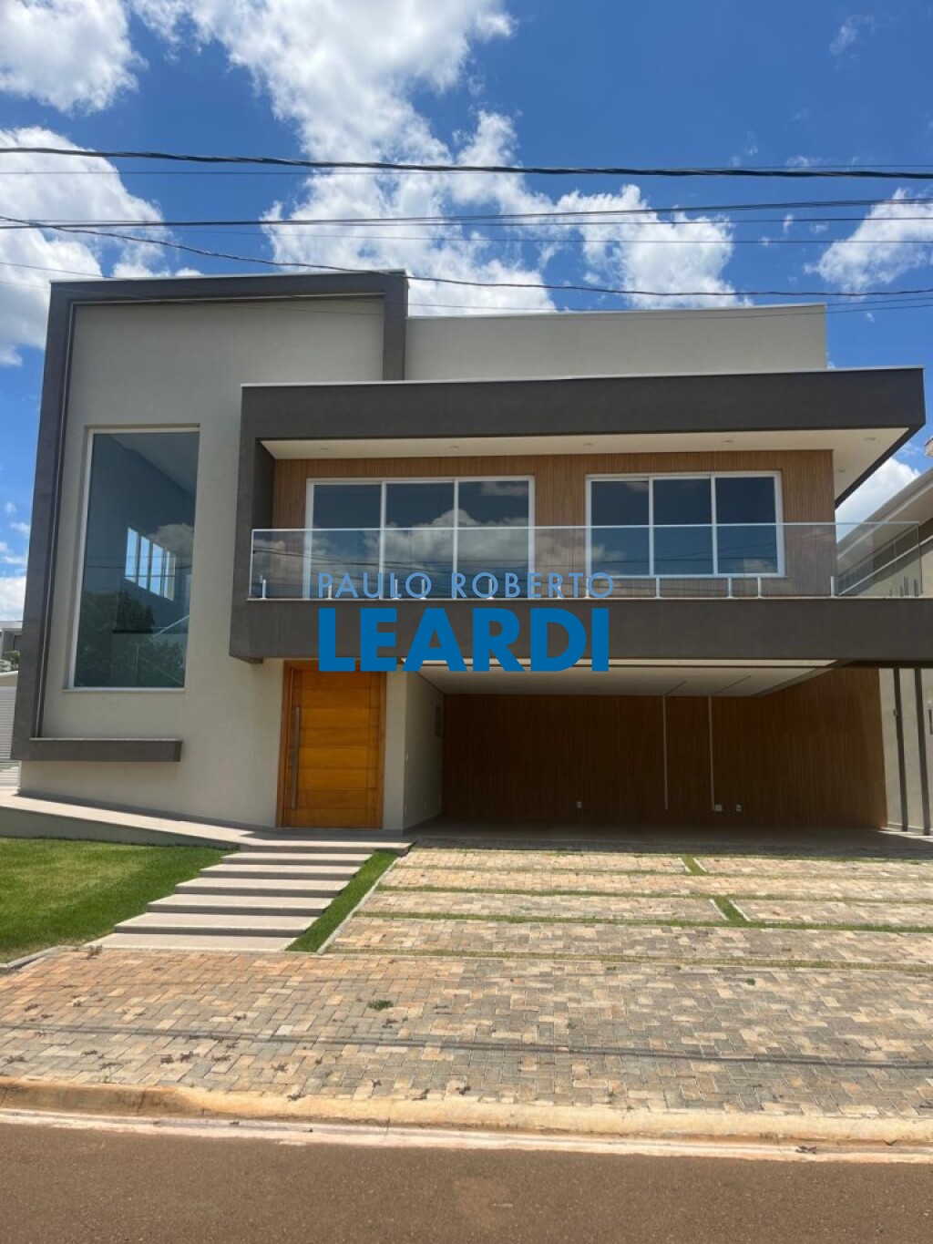 Casa de Condomínio