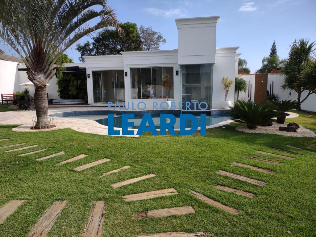 Casa de Condomínio