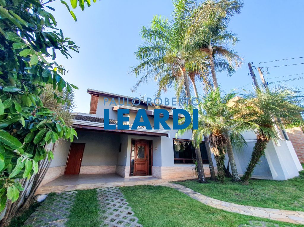 Casa de Condomínio