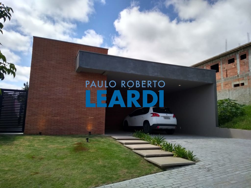 Casa de Condomínio