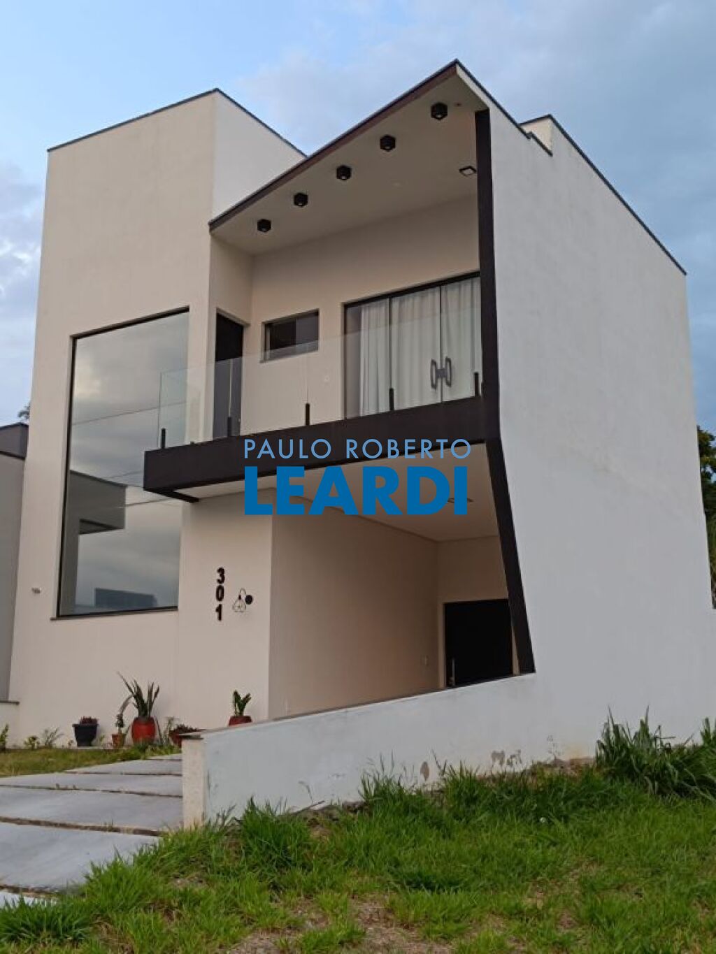 Casa de Condomínio