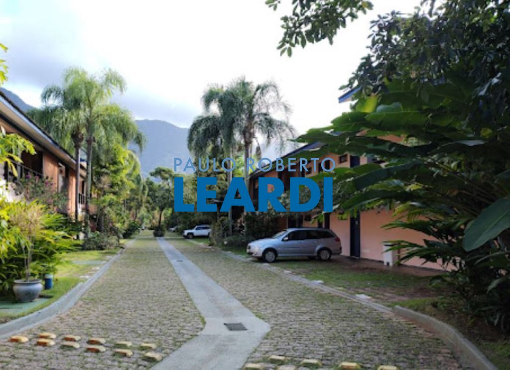 Casa de Condomínio