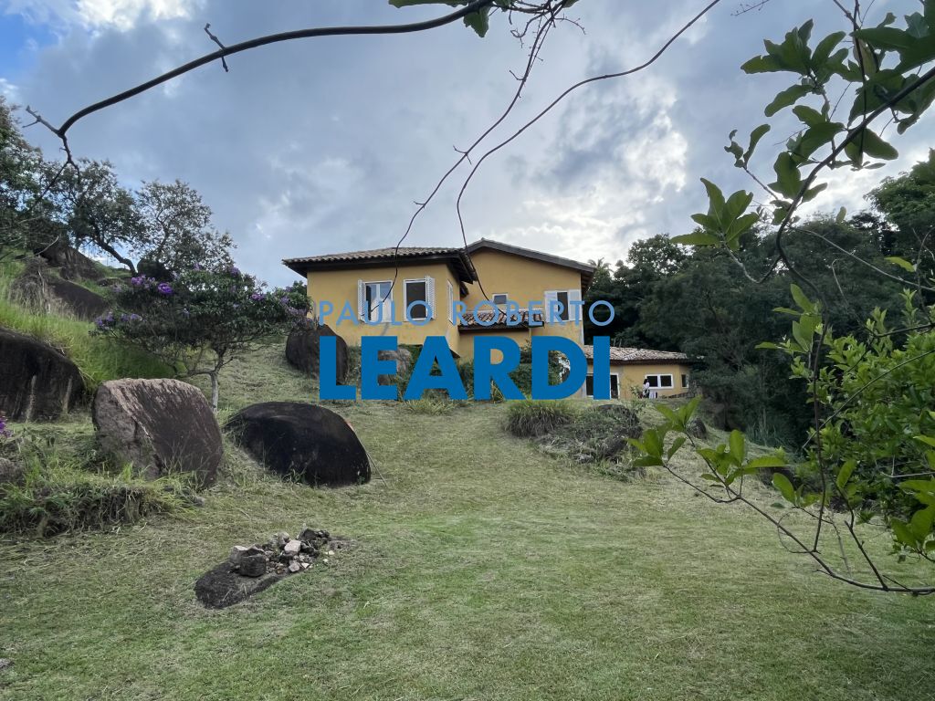 Casa de Condomínio