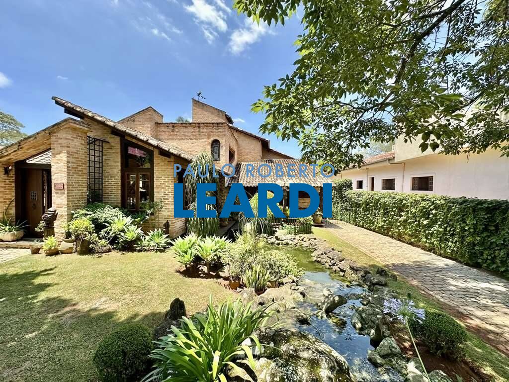 Casa de Condomínio
