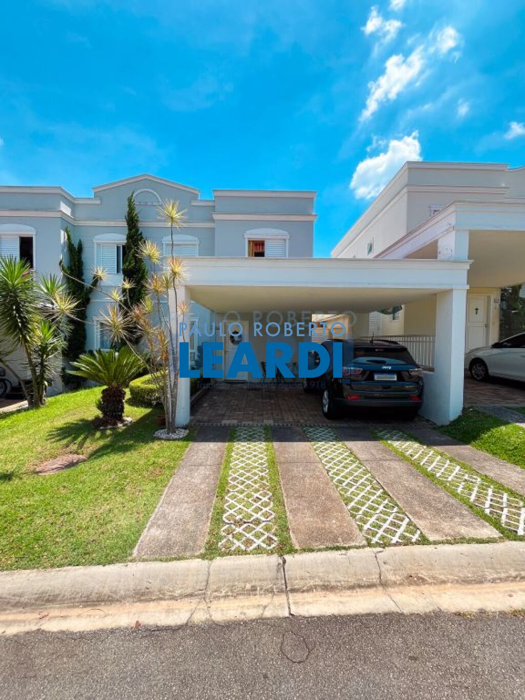 Casa de Condomínio
