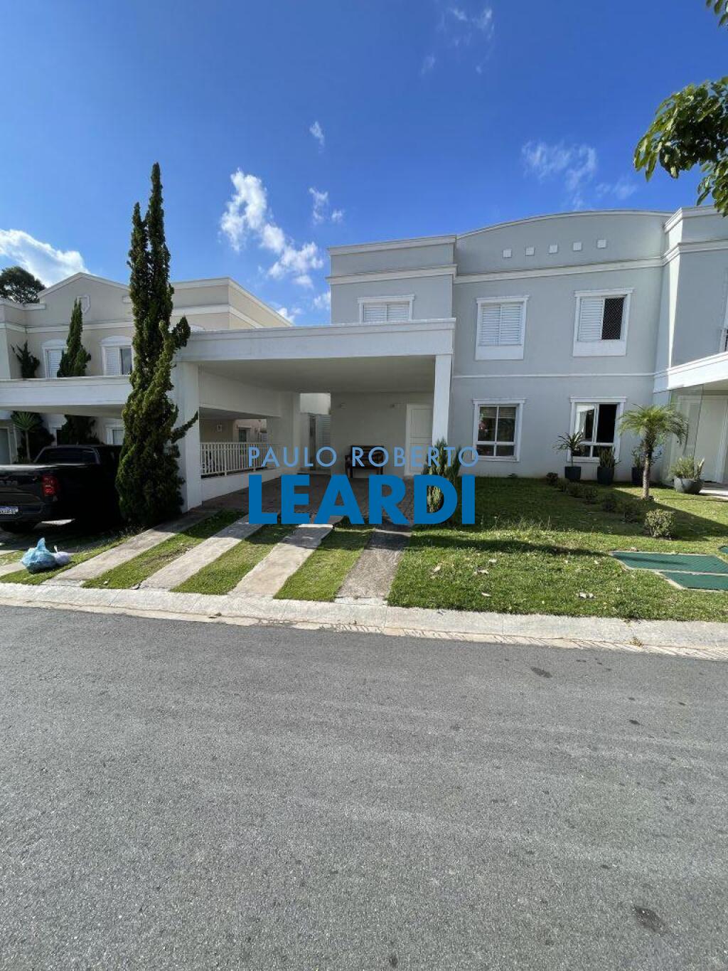 Casa de Condomínio